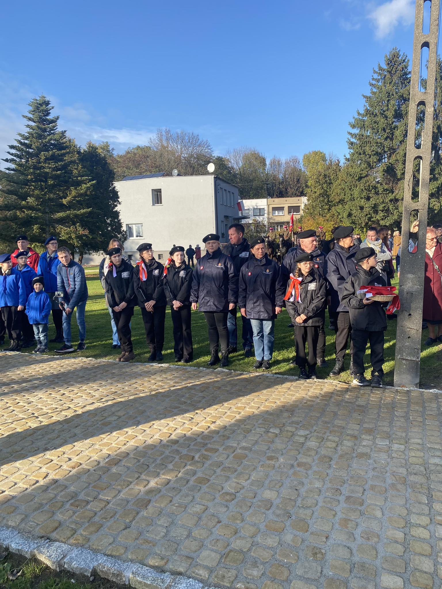 Zdjęcie z wydarzenia Odsłonięcie Pomnika Wdzięczności w Lwówku - 11.11.23