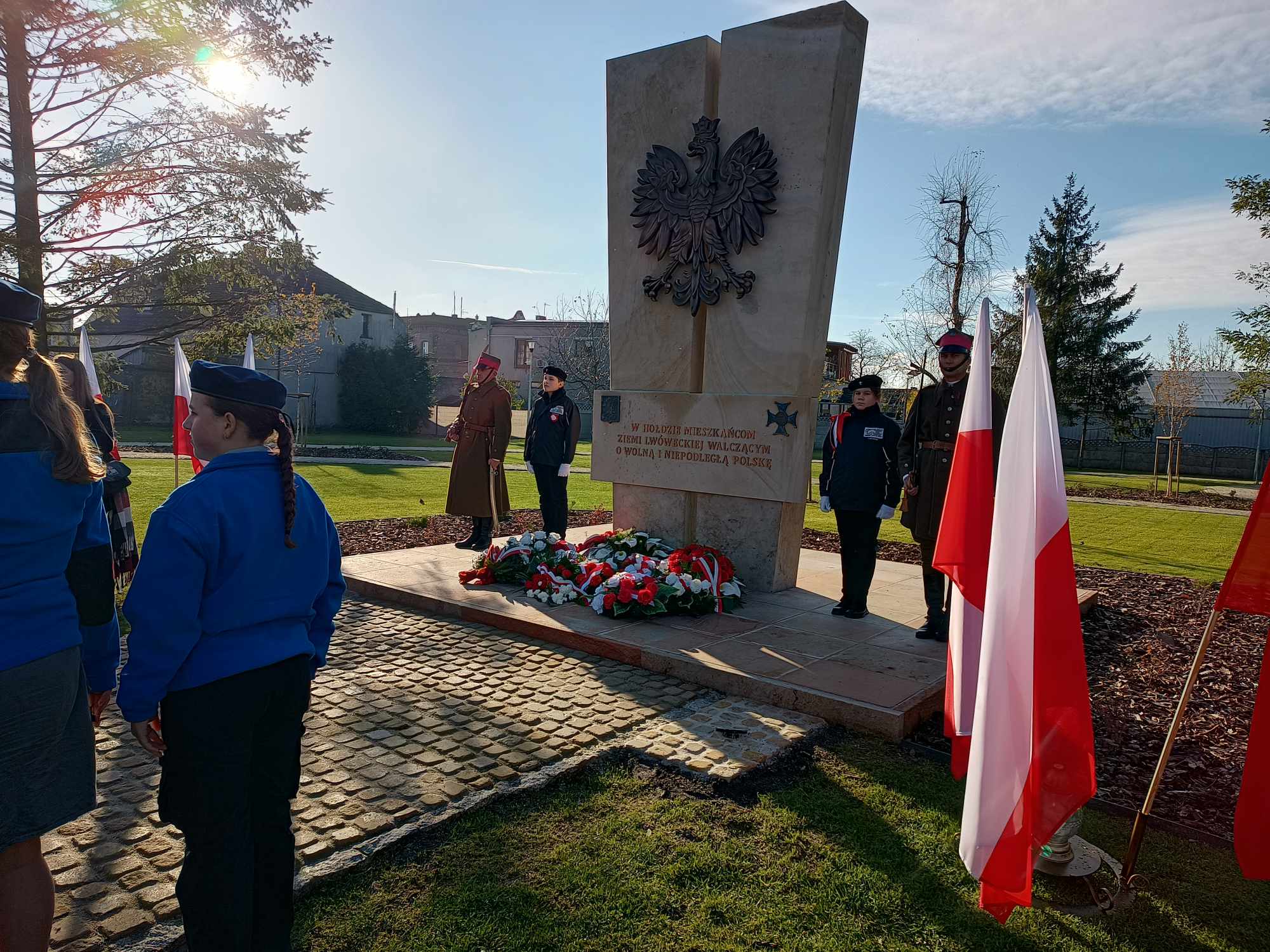 Zdjęcie z wydarzenia Odsłonięcie Pomnika Wdzięczności w Lwówku - 11.11.23