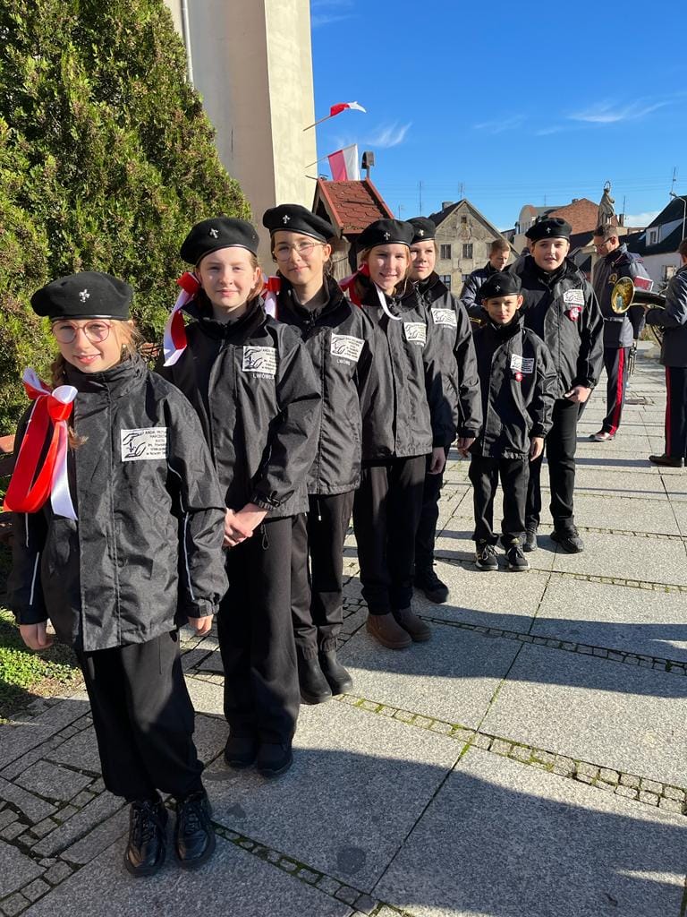 Zdjęcie z wydarzenia Odsłonięcie Pomnika Wdzięczności w Lwówku - 11.11.23