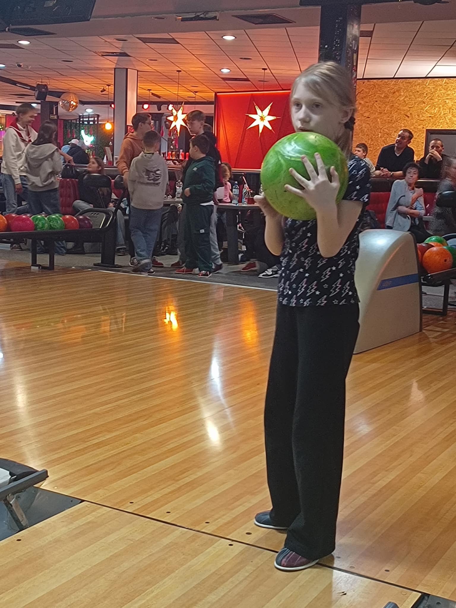 Zdjęcie z wydarzenia Ferie z bowlingiem - Wyjazd do Poznania - 25.01.2025