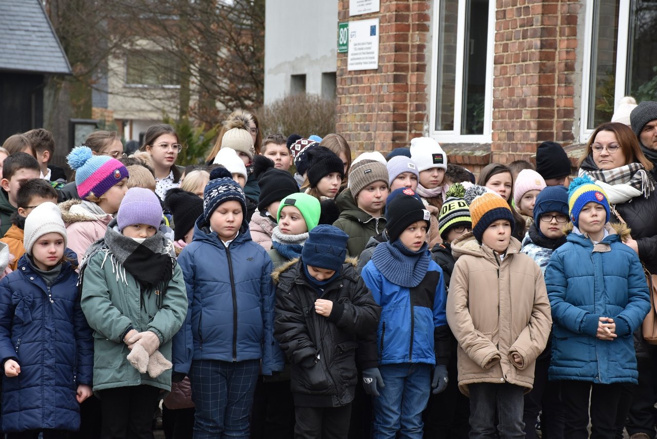 Zdjęcie z wydarzenia Uroczyste odsłonięcie tablicy poświęconej Powstańcom Wielkopolski Oddziału Łomnickiego - 10.02.2025