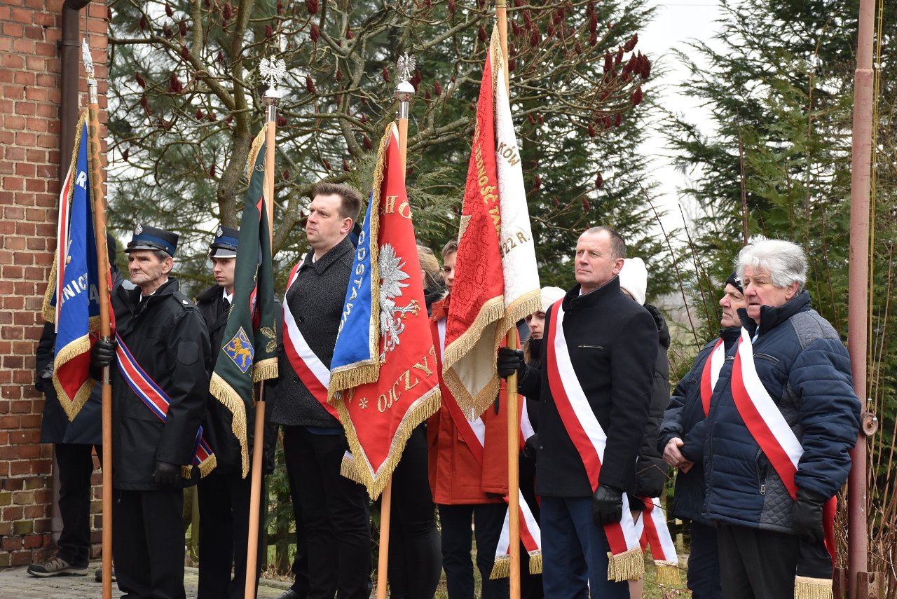 Zdjęcie z wydarzenia Uroczyste odsłonięcie tablicy poświęconej Powstańcom Wielkopolski Oddziału Łomnickiego - 10.02.2025